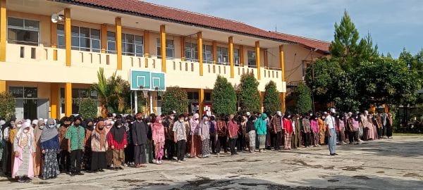Upacara Peringatan Hari Pendidikan Nasional Tahun 2022